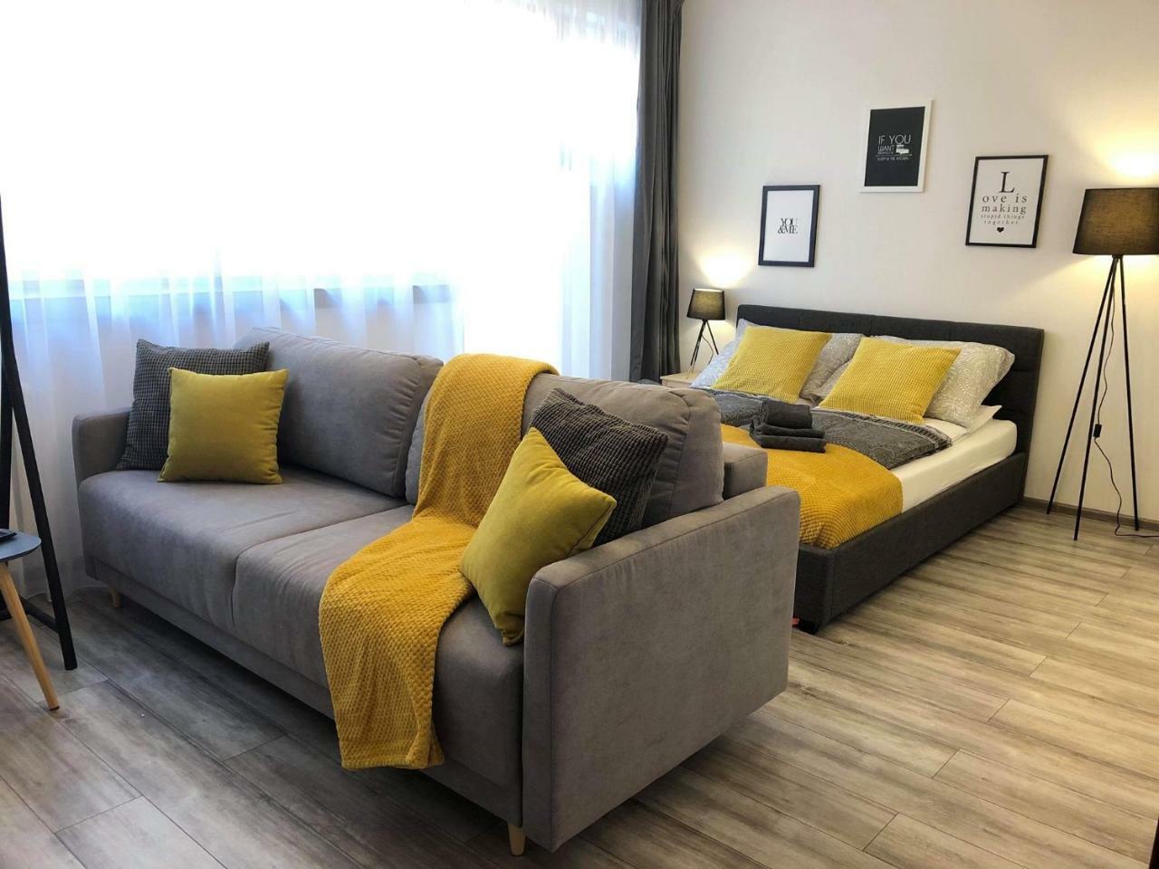 Apartament Szczesliwa 13 - Plac Ratuszowy Jelenia Góra Kültér fotó